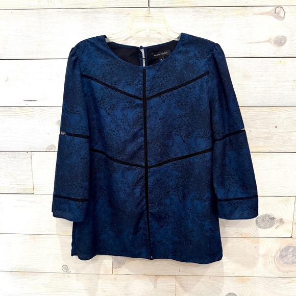 Banana republic chiffon lace floral top ❤️ - Picture 2 of 6